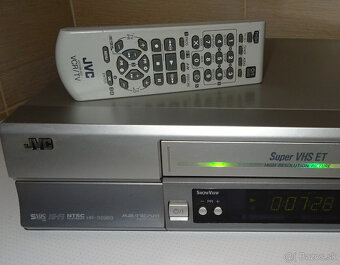 S-VHS videorekordér-JVC HR-S 5963-Super-VHS ET-HiFi- 6 HLAV - 6