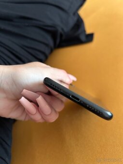 iPhone se 2 - 6