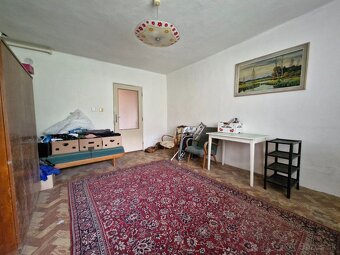 Slnečný pozemok s rodinným domom v obci Cabaj-Čápor, Riegler - 6