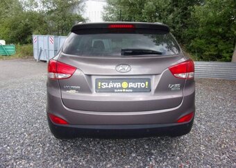 Hyundai ix35 1.7CRDi 85kW EDITION 142 000KM nafta manuál - 6