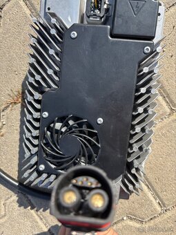 Profesionálna nabíjačka Delta-Q - 6