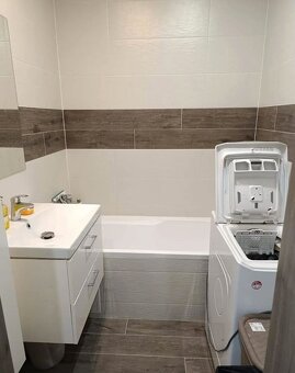 3-izbový byt s loggiou, ul. Šustekova , Bratislava V TOP - 6