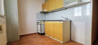 NA PREDAJ 2-IZBOVÝ BYT S LOGGIOU, 49 m2, SÍDL. JUH, TREBIŠOV - 6