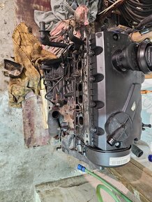 MOTOR 1.9 85KW KOD MOTORA.AUY  ALHAMBRA,GALAXY,SHARAN - 6