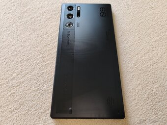 ZTE Nubia Redmagic 9 Pro. 12gb+12gb//256gb. Čierna metalíza. - 6