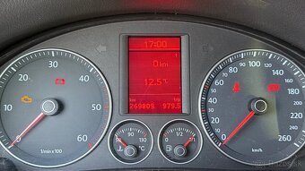Volkswagen Golf V plus 2,0 TDi - 6