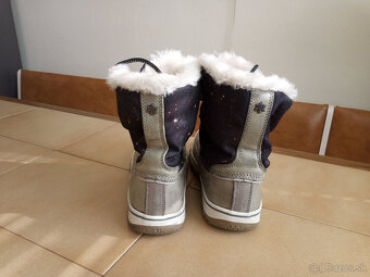 Damske vodeodolne snehule CUBE. - 6