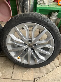 Audi s-line r19 235/45 zimne 5x112 - 6