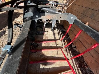 Krokodíl - vidly - 6