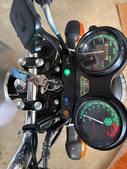 Yamaha YBR 125 - 6