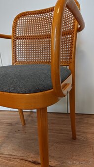 Stolička, kreslo ton 811 - 6