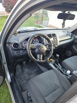 Toyota RAV4 2.0 D-4D 85KW - 6