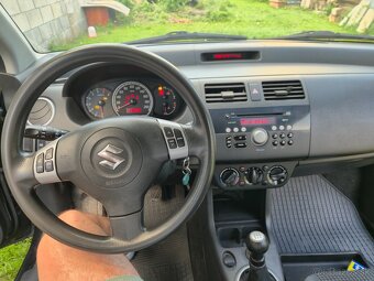 Suzuki swift 1.3 67.5kw 2008 - 6