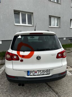 VW tiguan 2,0 benzin 4x4 - 6