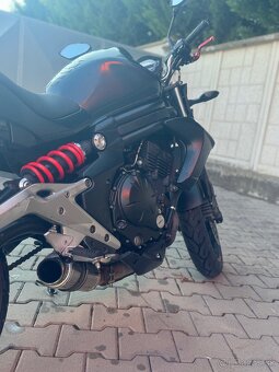 Kawasaki er-6N - 6