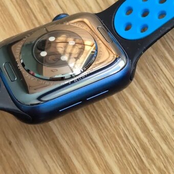 Apple Watch 6 - 6