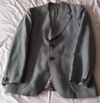 Obleky, saká - 6