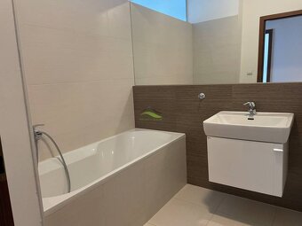 Prenájom- Apartmán 120m2, s terasou- vo vyššom štandarde - 6
