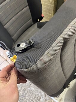 Audi A6 c5 sedadlá - 6