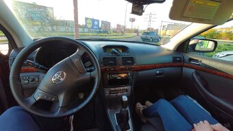 Avensis - 6