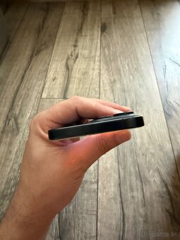 Predám iPhone 15 pro max - 6