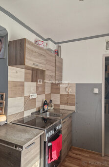 (F156-12-REMAE)Dva rodinné domy na jednom pozemku Tomášikovo - 6