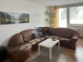 Na prenájom 3 izbový byt v širšom centre mesta Senica - 6