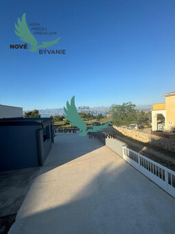 Exkluzívne zariadená novostavba domu s výhľadom na more v Ch - 6