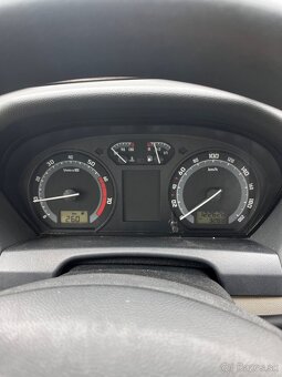 Škoda Fabia 1.2 benzín - 6