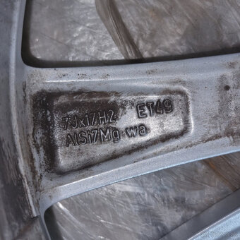 Hliníkové disky 5x112 R17 7J ET49 - 6