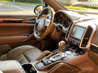 Porsche Cayenne 3.0 TDi - 6