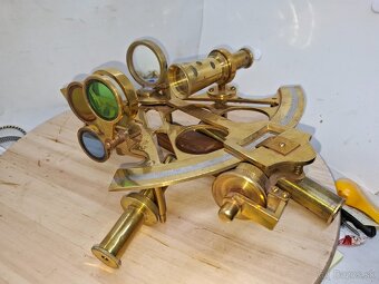 Predám starý velký Anglický námorný Sextant - 6