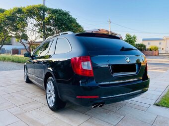 Škoda Superb Combi 2.0TDI Elegance - 6