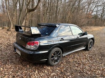 Subaru Impreza wrx sti - 6