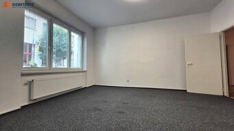 Nebytový priestor na prízemí mestského domu v centre na Kuku - 6