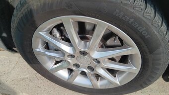 Volkswagen Golf 6- 2l tdi 103kw - 6