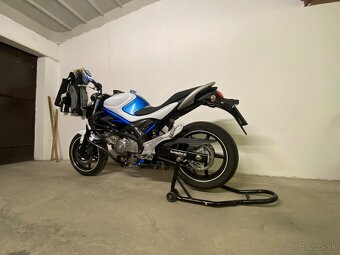 Suzuki Gladius Limited - 6