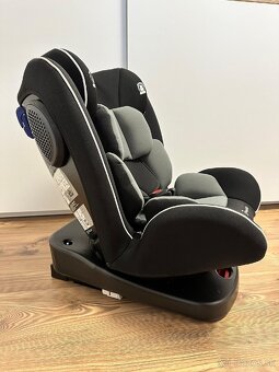 Autosedacka BabyGo Nova otočná 360° Isofix - 6