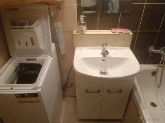 Mraziarenská 3 -IZB BYT v RUŽINOVE., - 6