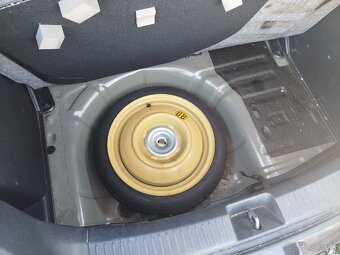 Predám Mazda 2 1.4T Diesel 50kw - 6