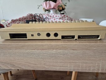 Commodore C64C + Moderný zdroj - 6