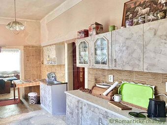 ZNÍŽENÁ  CENA - Obývateľný dom v tichej časti obce Gemersk - 6