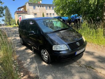 Vw sharan 1.9 tdi 96 kw 2004 7 miestne - 6