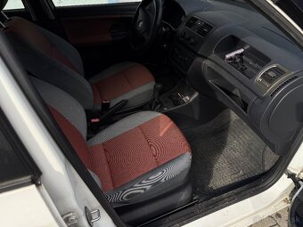 Škoda Fábia 2 1.2 benzin - 6