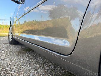 Volkswagen Touran 1.9 TDi 7-miestne Facelift - 6