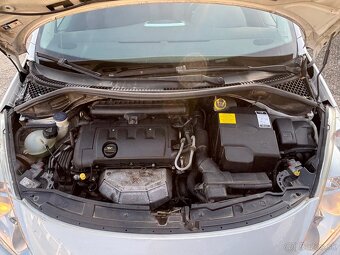 Peugeot 207 - 6
