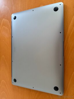 Macbook Air 13 M1 8GB RAM, 256 GB SSD - 6