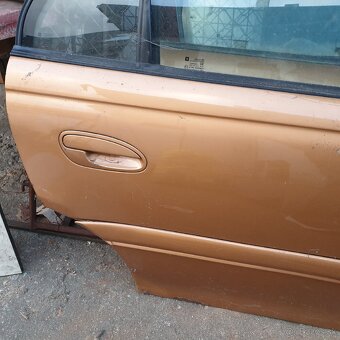 Dvere na opel omega - 6