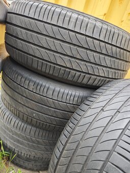 Michelin 235/55R18 - 6