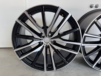 Predám originálnu sadu nových 22” diskov z BMW X5 G06 - 6